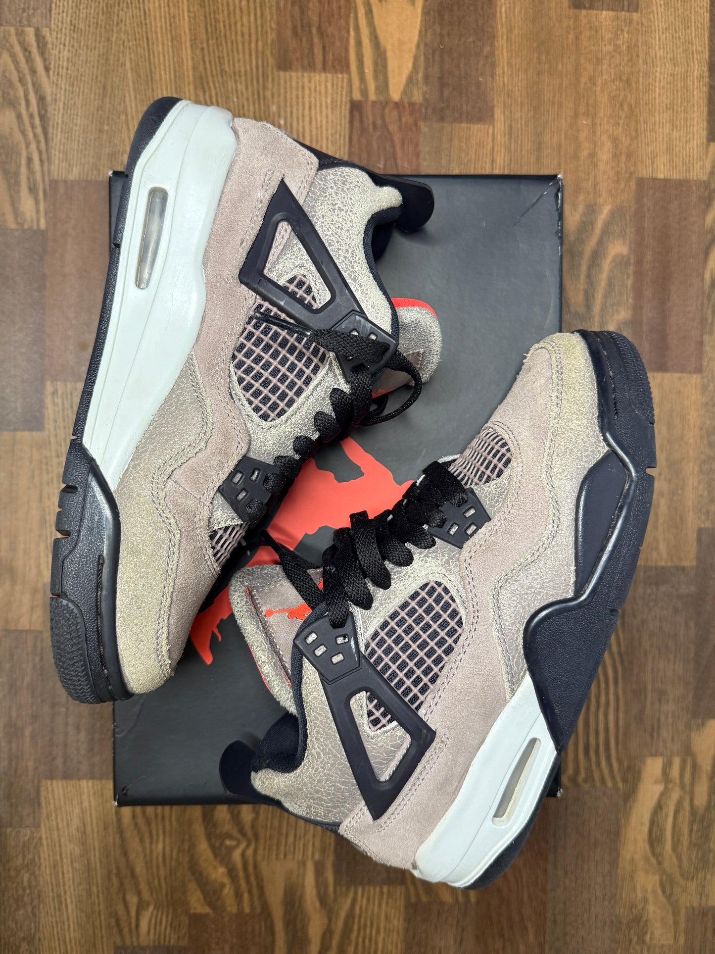 Used GS Jordan 4 Taupe Haze