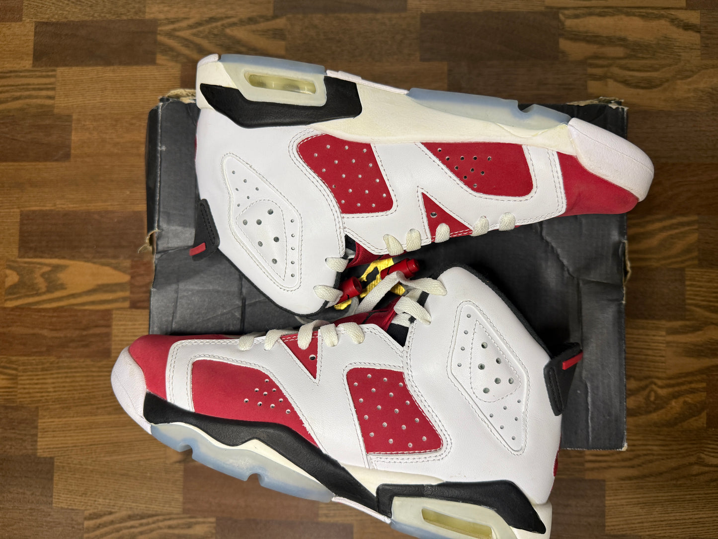 Used GS Jordan 6 Carmine