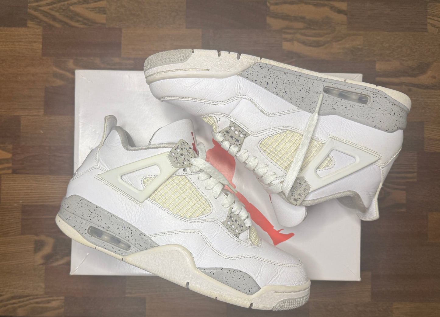 Used Jordan 4 White Oreo
