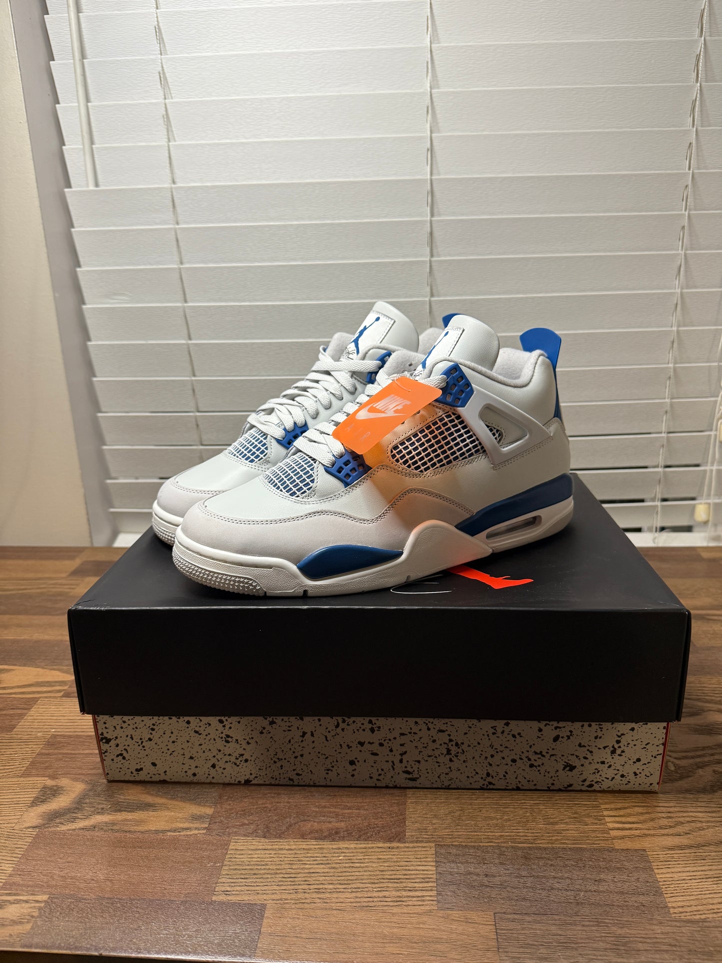 Jordan 4 Military Blue