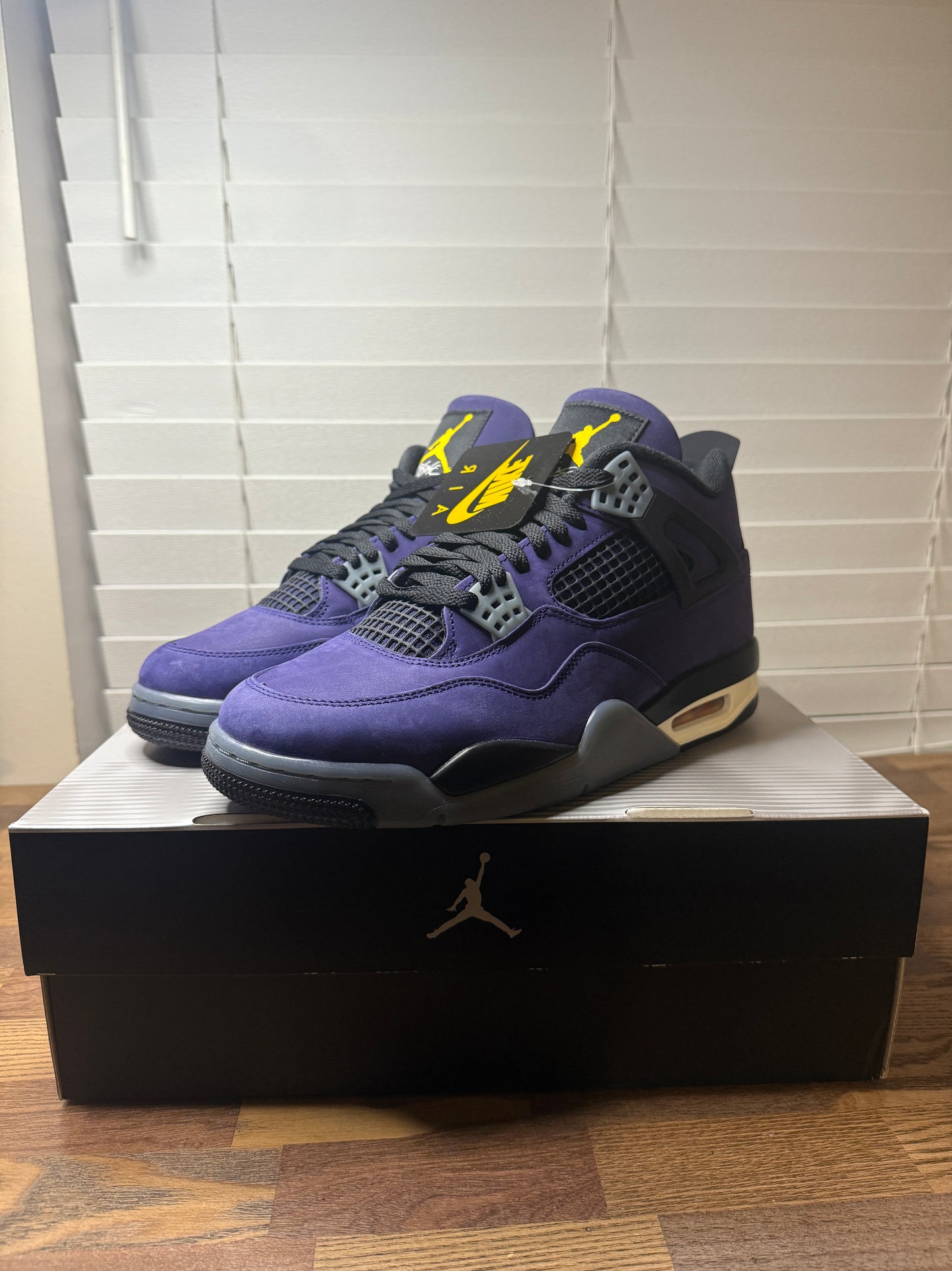 Jordan 4 Laker