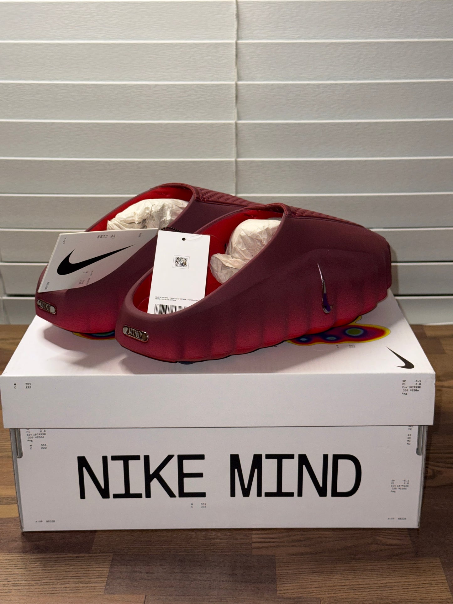 Nike Mind 001 'Pregame Mule' Red