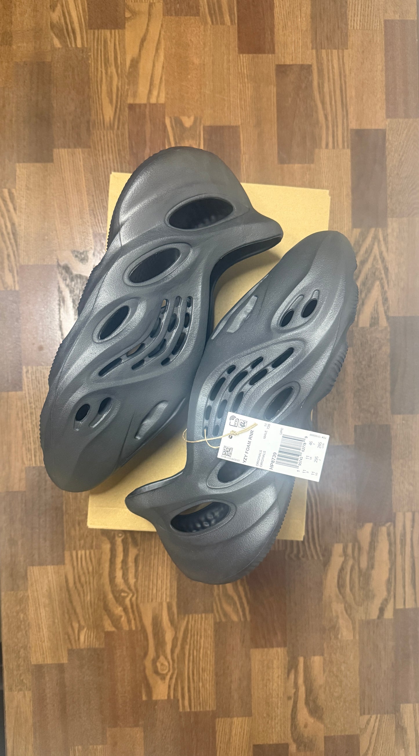 Yeezy Foamrunner Onyx