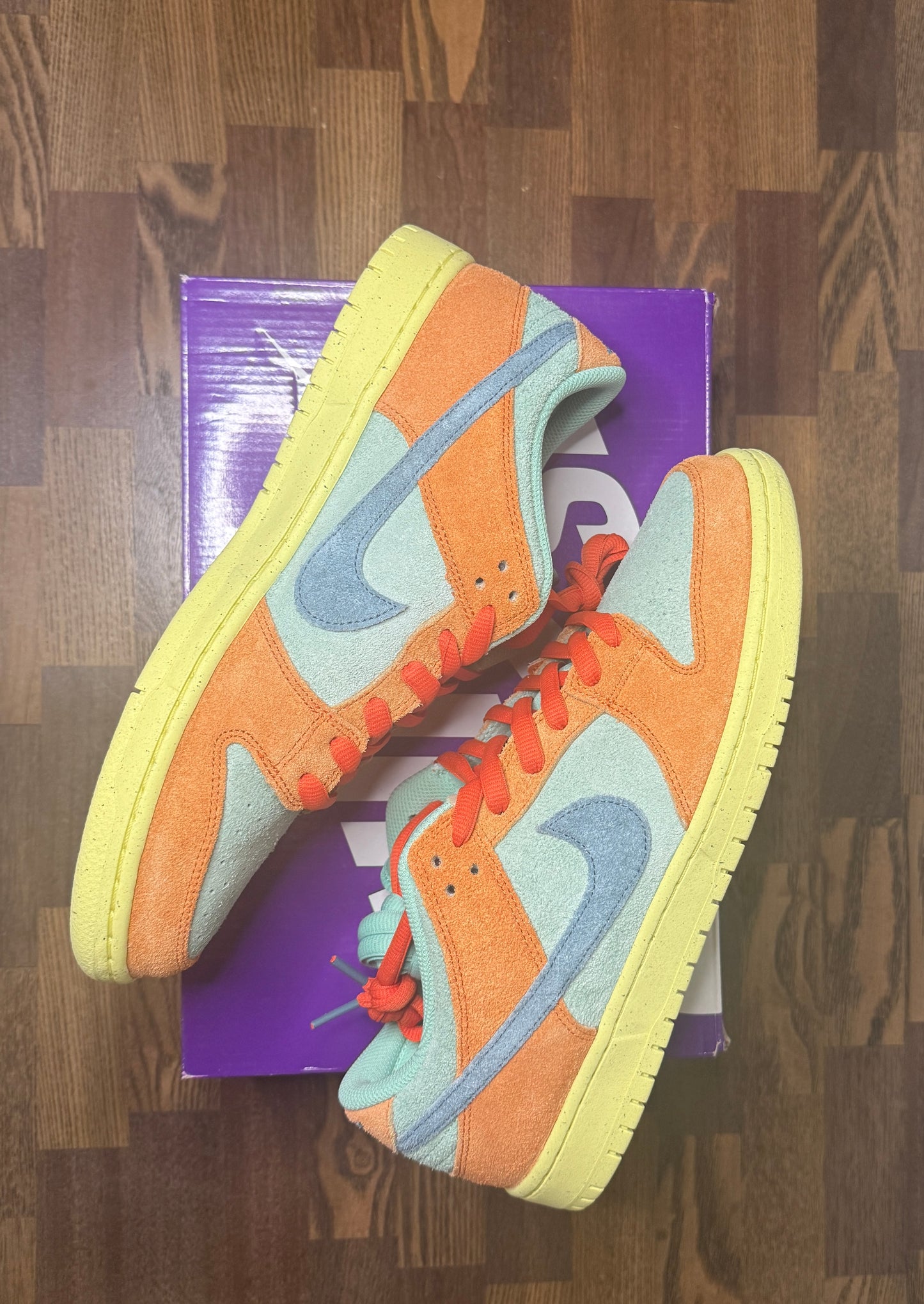Nike SB Dunk Low Orange Emerald Rise